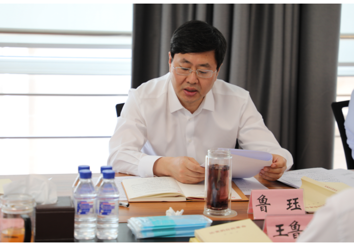 金控集團(tuán)召開(kāi)主題教育領(lǐng)導(dǎo)小組會(huì)議 暨黨委書(shū)記辦公會(huì)專(zhuān)題研究部署主題教育相關(guān)工作